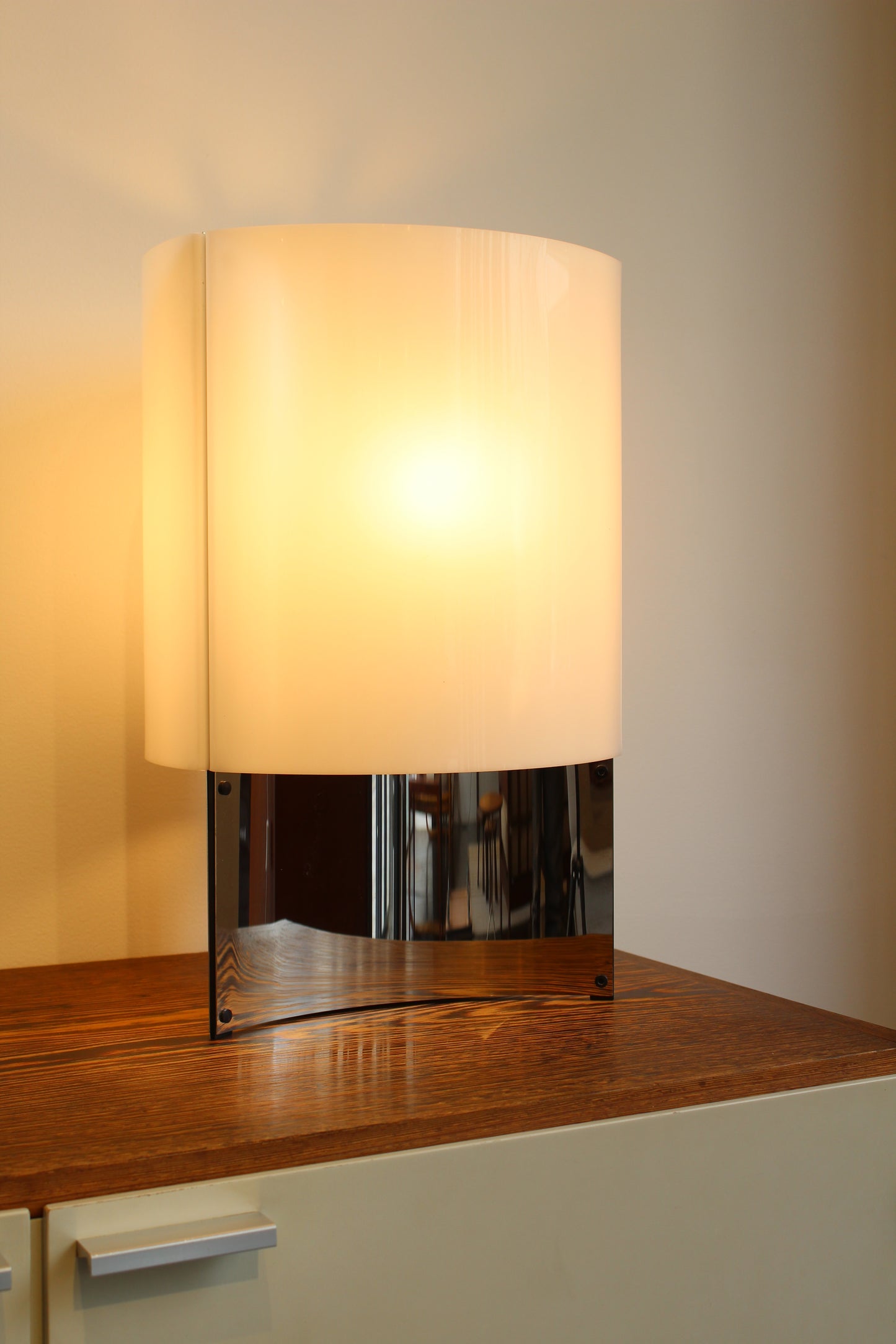 MASSIMO VIGNELLI | Lampe modèle "526/p"