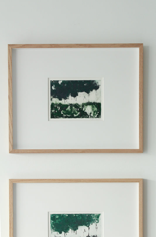 Black cloud on green horizon & Green cloud on black horizon