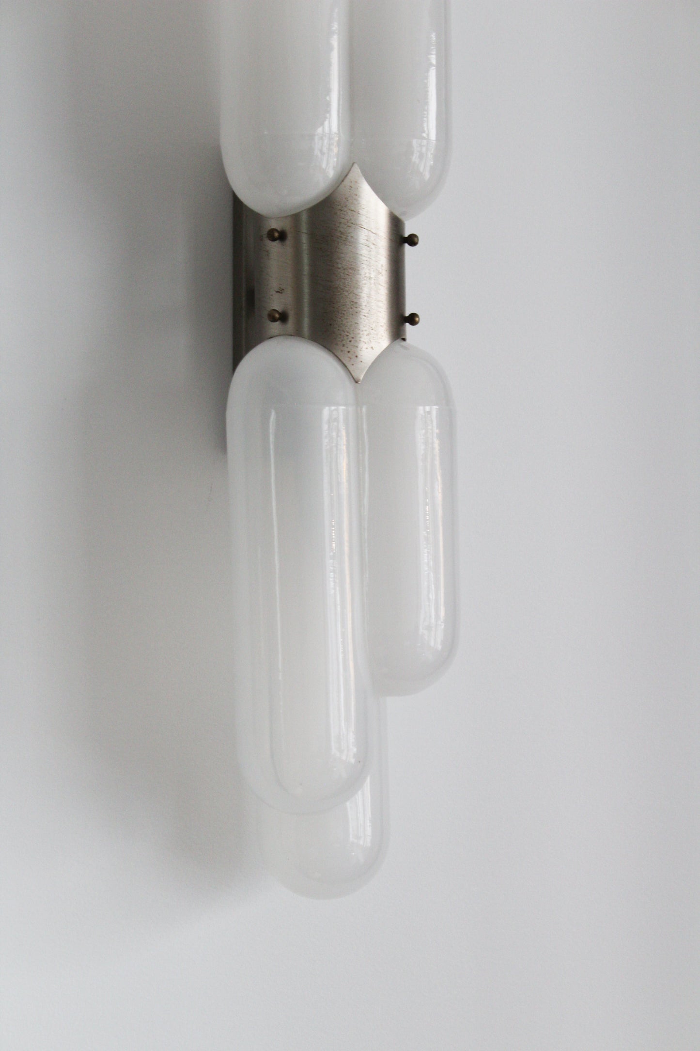 Paire d'appliques modèle "Torpedo" de Carlo Nason, années 1960