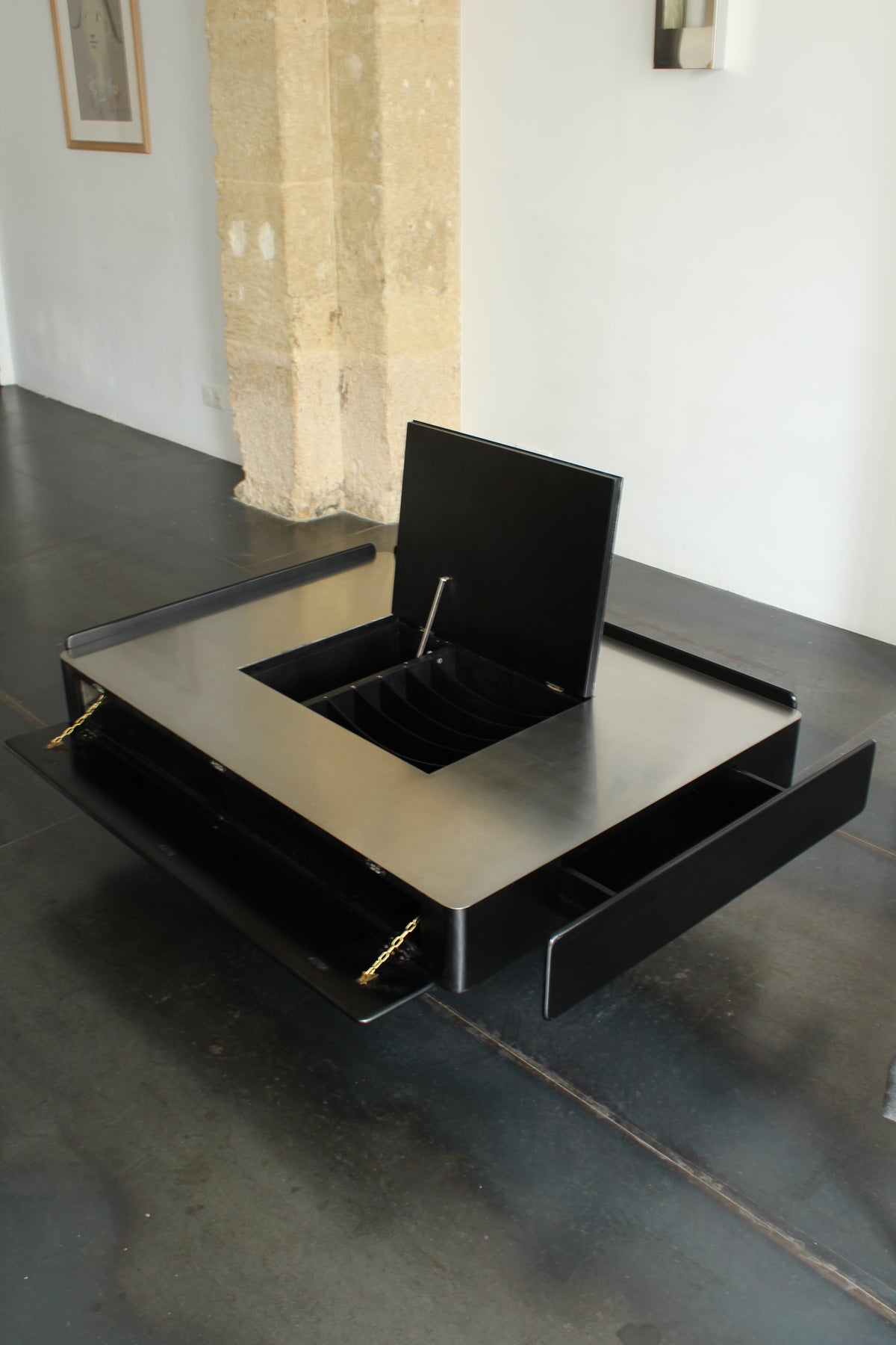 VICO MAGISTRETTI | Table basse "Caori"