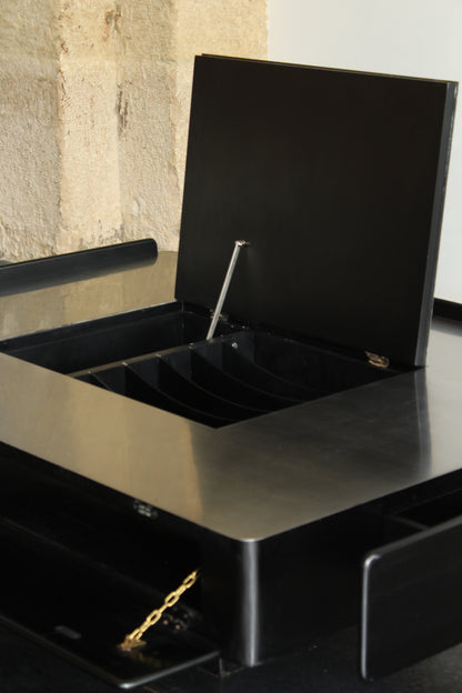 VICO MAGISTRETTI | Table basse "Caori"