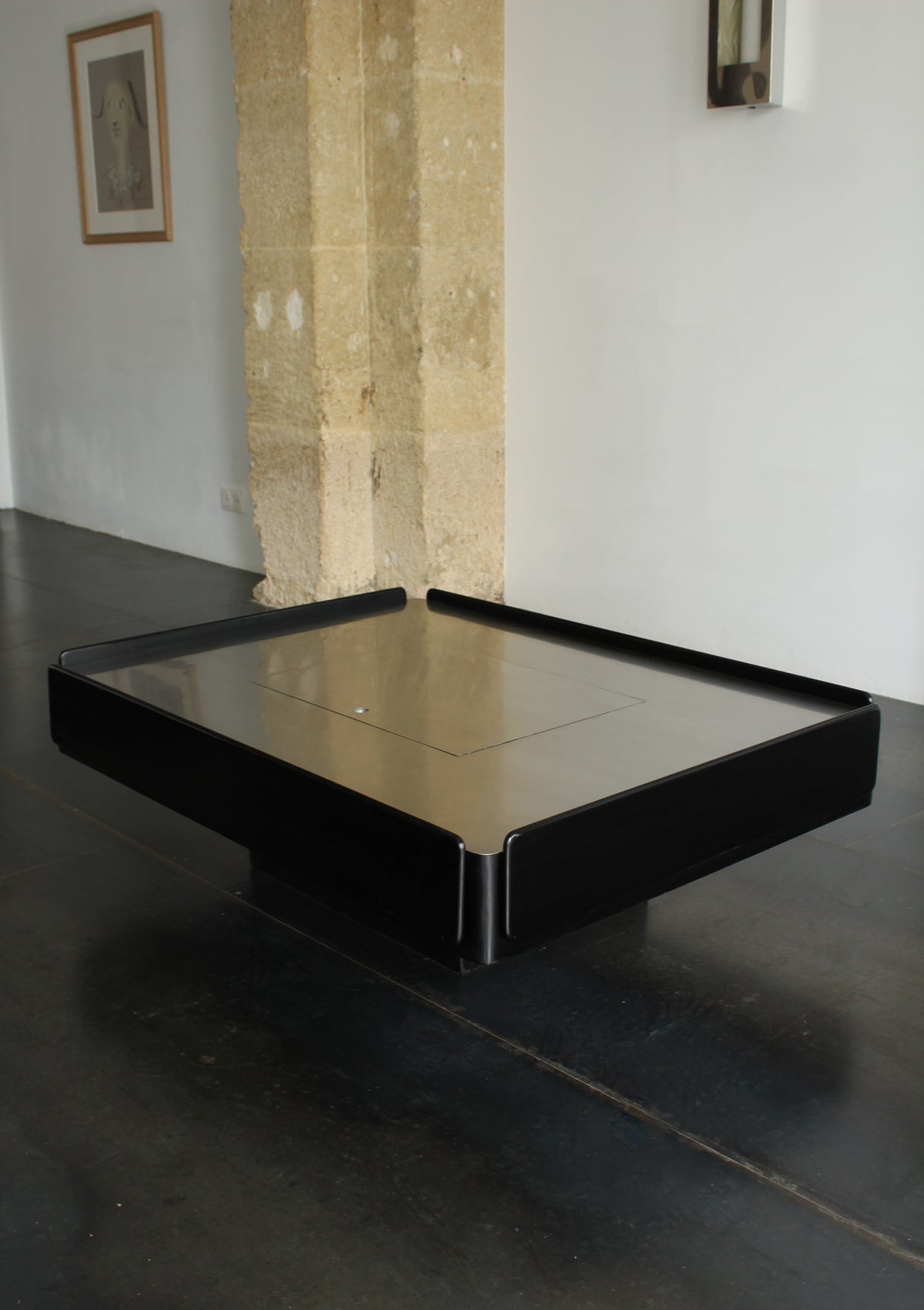 VICO MAGISTRETTI | Table basse "Caori"