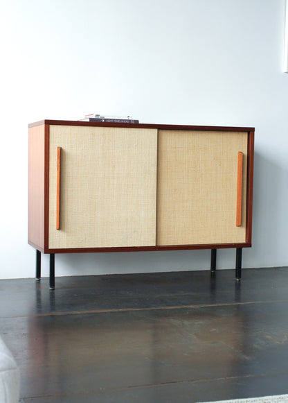 Enfilade en teck et raphia, années 1960