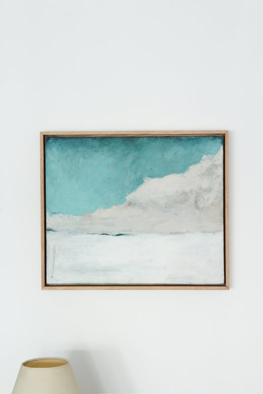 Nuée turquoise sur horizon blanc