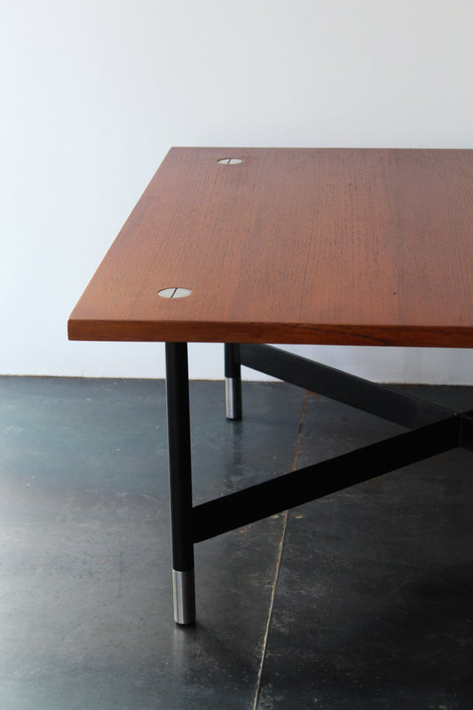 Table basse de Giampiero Vitelli, années 1960