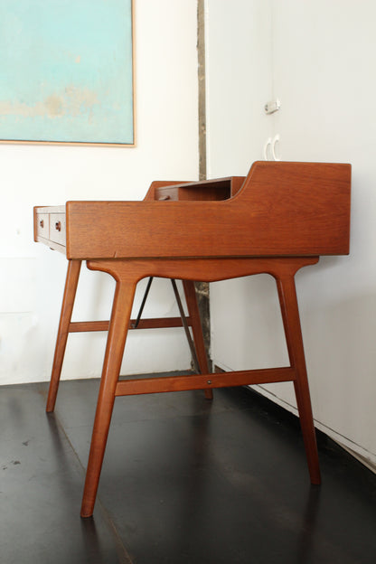 ARNE WAHL IVERSEN | Bureau
