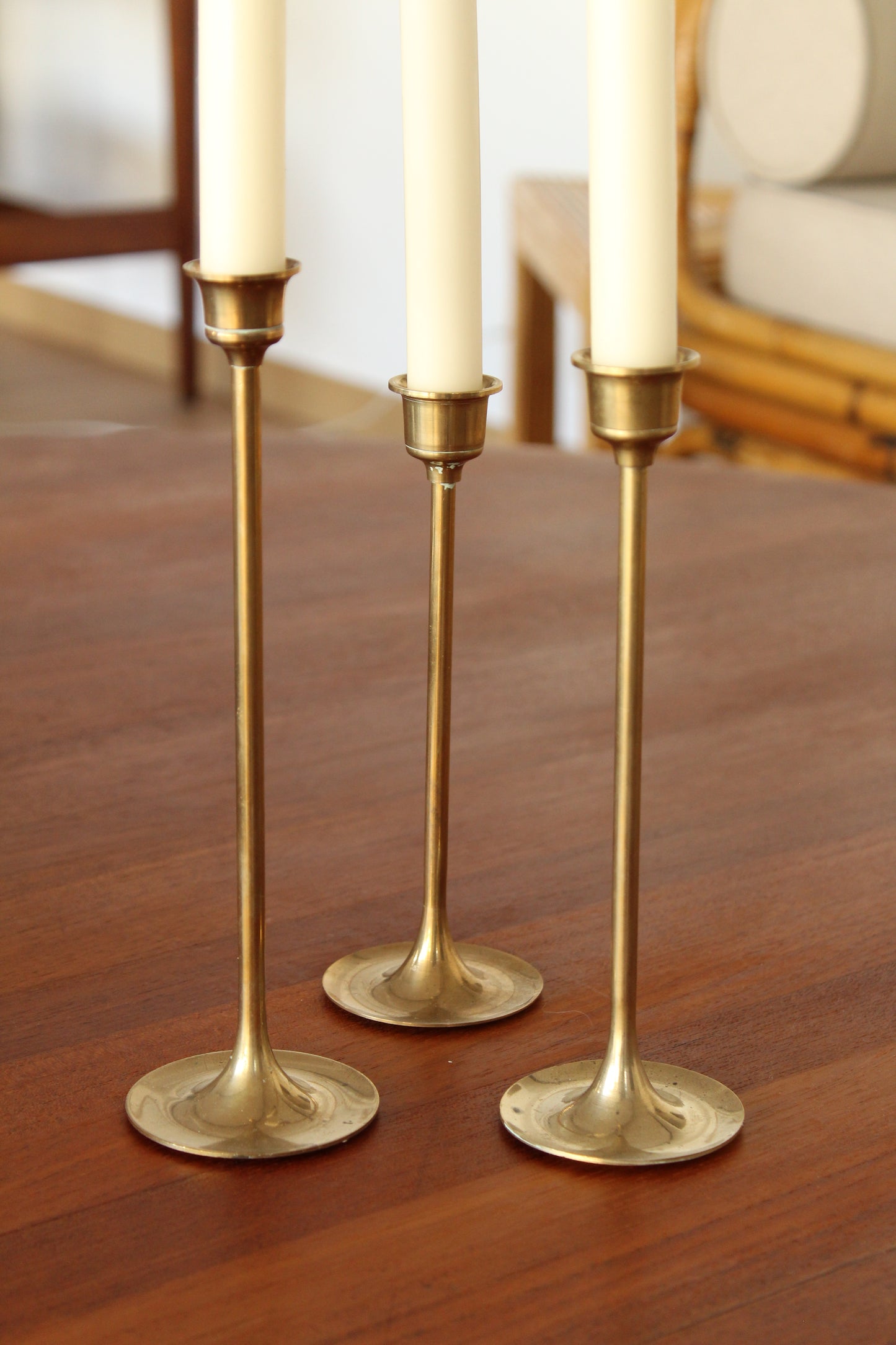 LEONARD SILVER CO | Trois bougeoirs