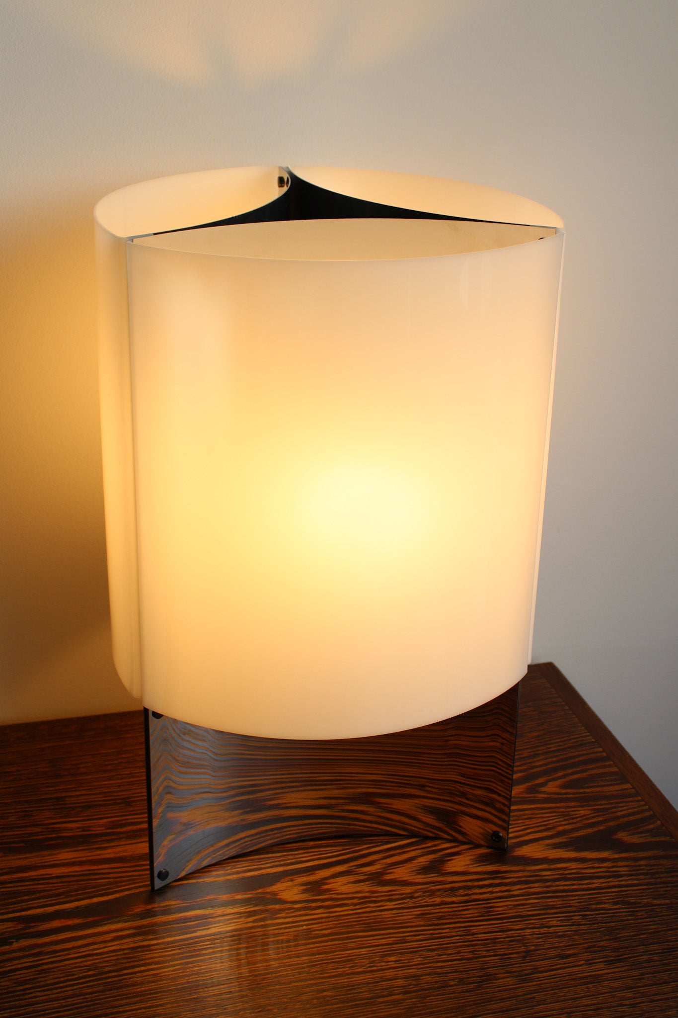 MASSIMO VIGNELLI | Lampe modèle "526/p"